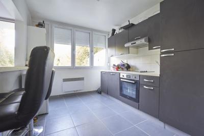 Maison - 108 m² - 6 pièces