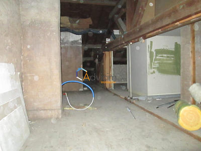 Appartement - 80 m² - 3 pièces