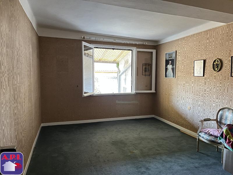 Maison - 230 m² - 5 pièces