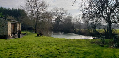 Maison - 320 m² - 8 pièces