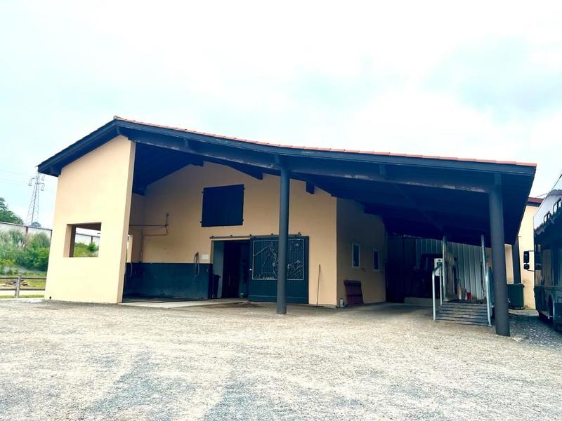 Maison - 64 m² - 4 pièces