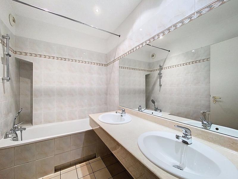 Appartement - 68 m² - 4 pièces