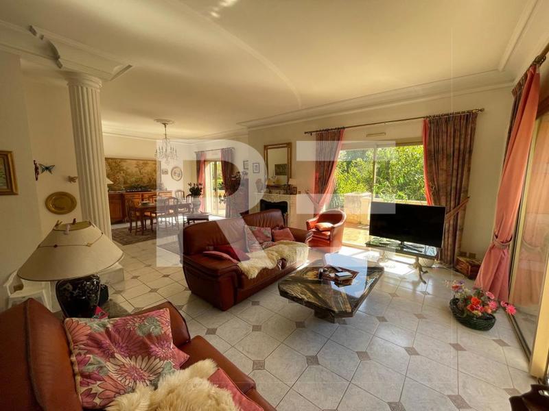 Villa - 190 m² - 5 pièces