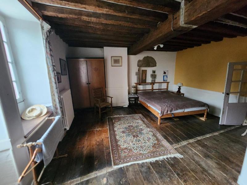 Maison - 200 m² - 12 pièces