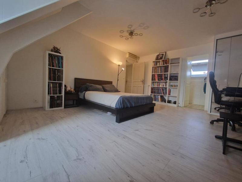 Maison - 147 m² - 5 pièces