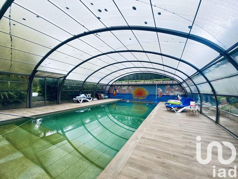 Maison de maîtres - 245 m² - 10 pièces