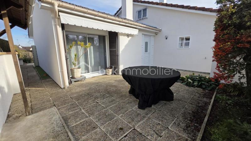 Maison - 97 m² - 5 pièces