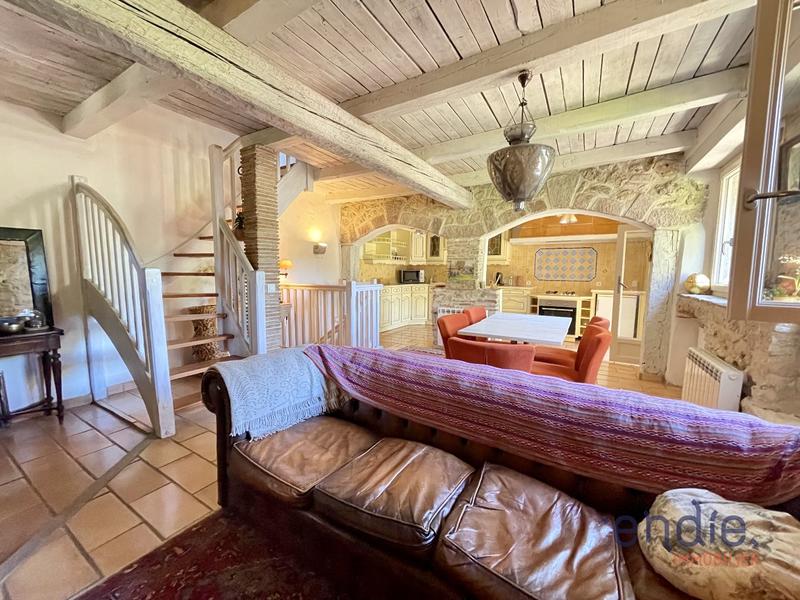 Maison - 160 m² - 6 pièces