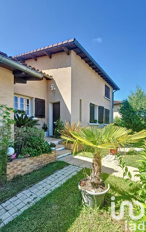 Maison - 122 m² - 5 pièces