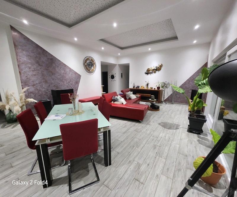 Maison - 145 m² - 4 pièces