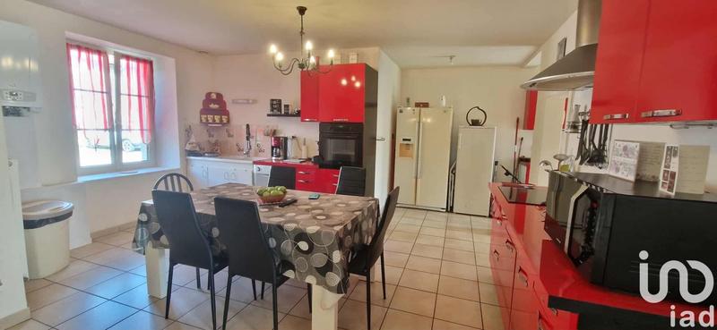 Maison - 366 m² - 7 pièces