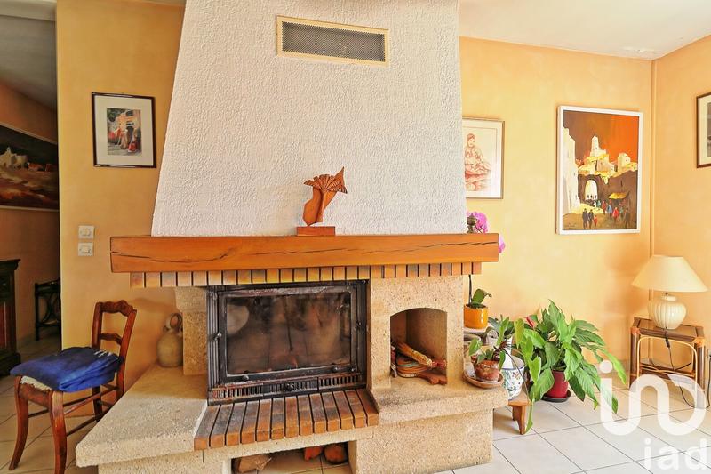 Maison - 99 m² - 5 pièces