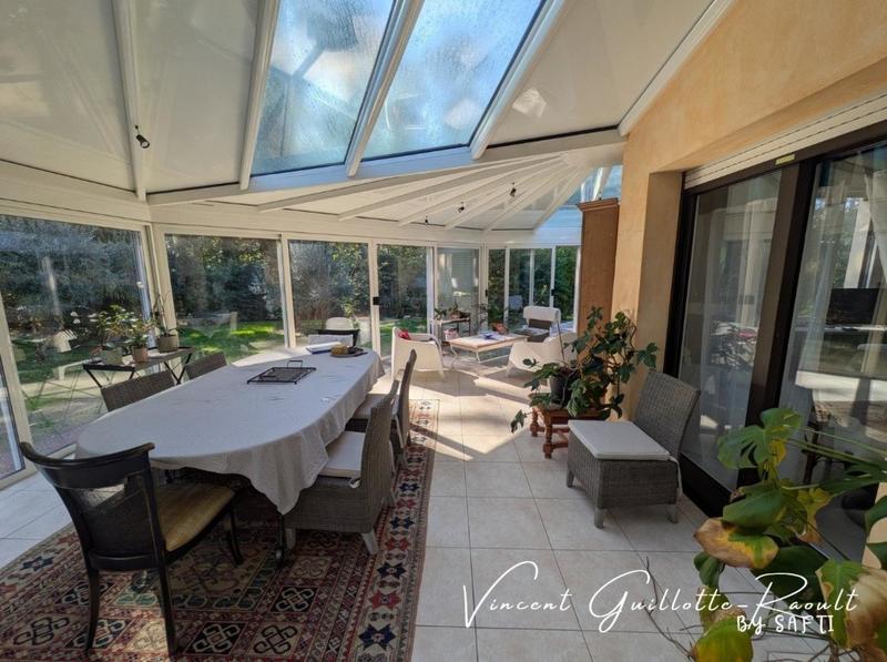 Maison - 195 m² - 6 pièces