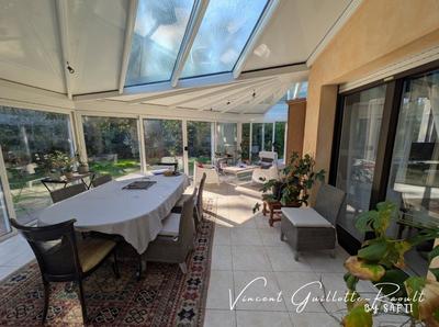 Maison - 195 m² - 6 pièces