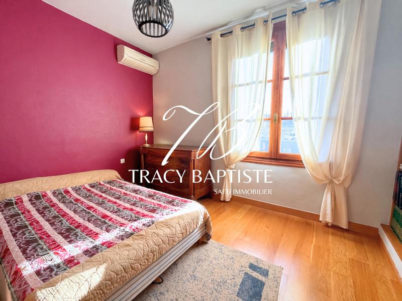 Maison - 165 m² - 5 pièces