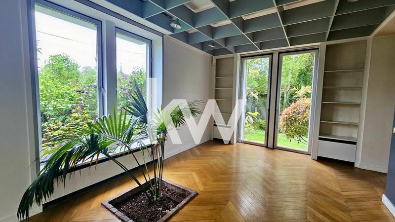 Demeure - 420 m² - 11 pièces