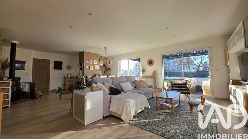 Maison - 137 m² - 4 pièces