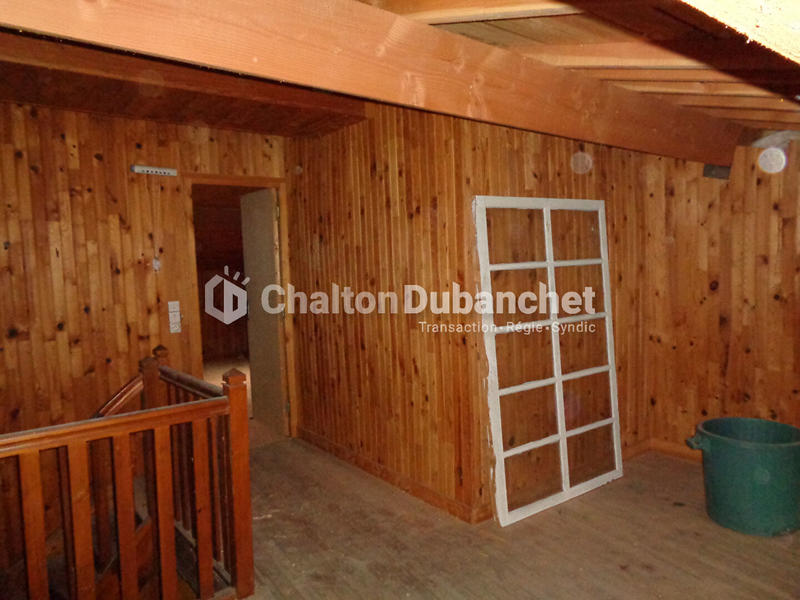 Maison - 98 m² - 6 pièces