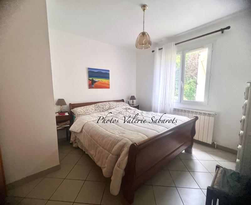 Propriété - 337 m² - 7 pièces