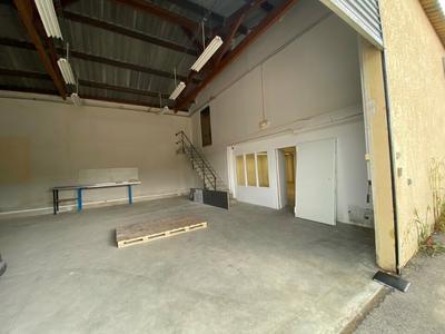 Atelier d'activités - 210 m²