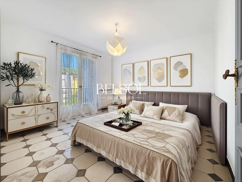 Maison - 186 m² - 4 pièces