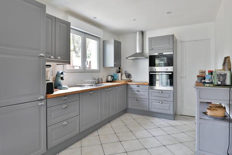 Maison - 209 m² - 8 pièces