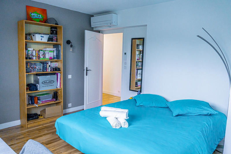 Maison - 220 m² - 7 pièces