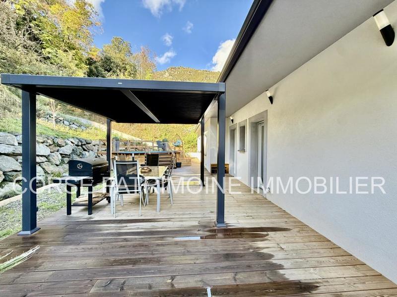 Maison - 124 m² - 6 pièces