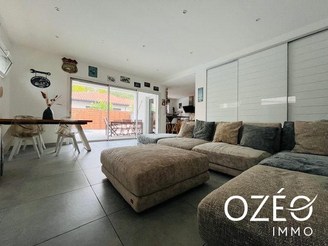 Maison contemporaine - 120 m² - 4 pièces