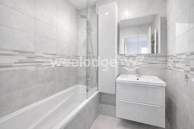 Appartement - 81 m² - 5 pièces