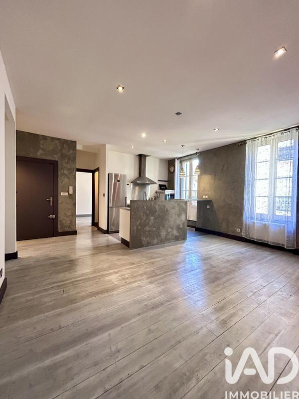 Appartement - 80 m² - 4 pièces