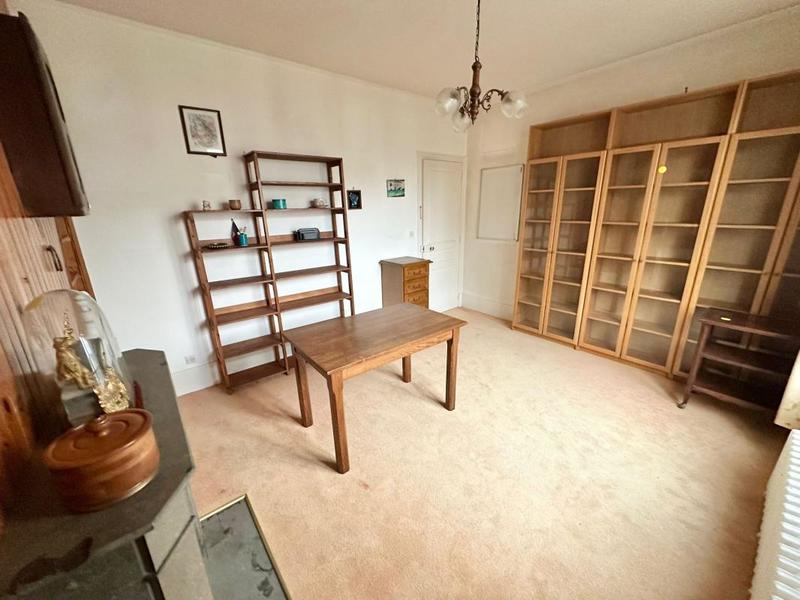 Maison ancienne - 308 m² - 11 pièces