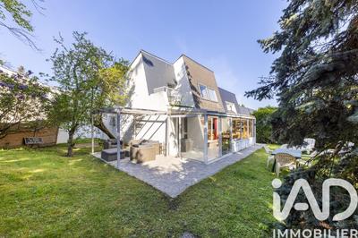 Maison - 124 m² - 7 pièces
