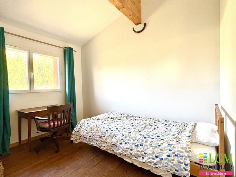 Maison - 192 m² - 6 pièces