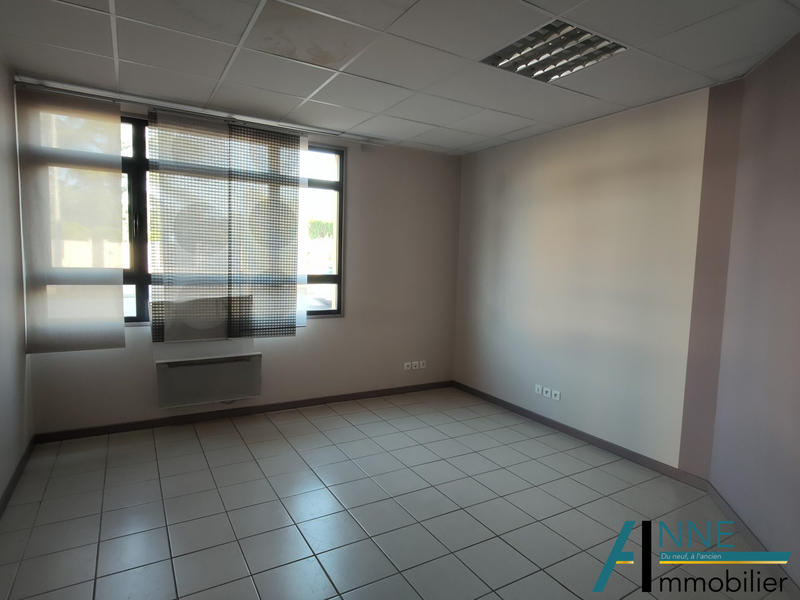 Local commercial - 230 m²