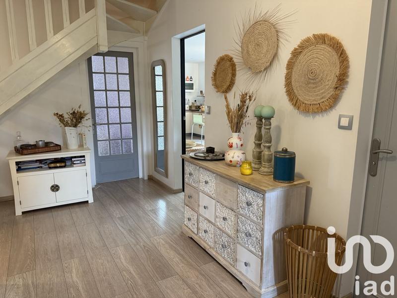 Maison - 208 m² - 6 pièces