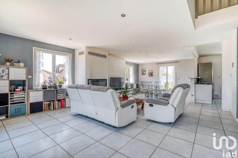 Maison - 136 m² - 5 pièces