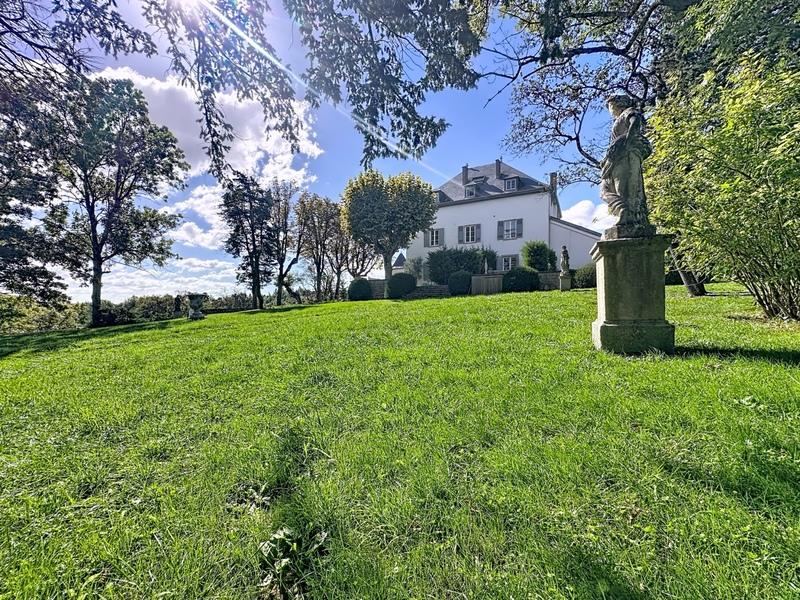 Loft - 65 m² - 3 pièces