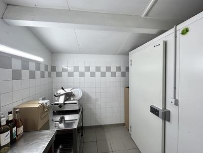 Fonds de commerce - 170 m²