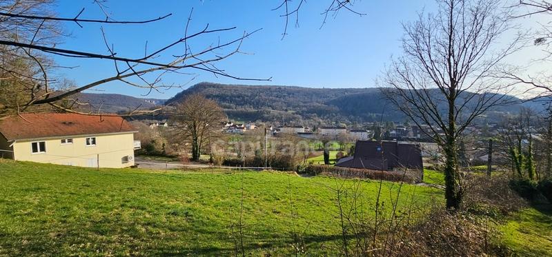 Terrain constructible - 2 000 m²