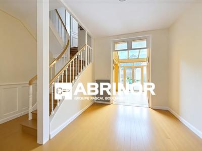 Maison - 117 m² - 5 pièces