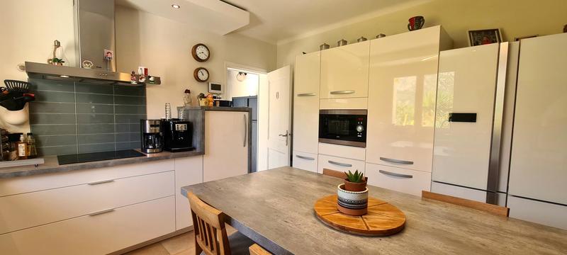 Villa - 150 m² - 5 pièces