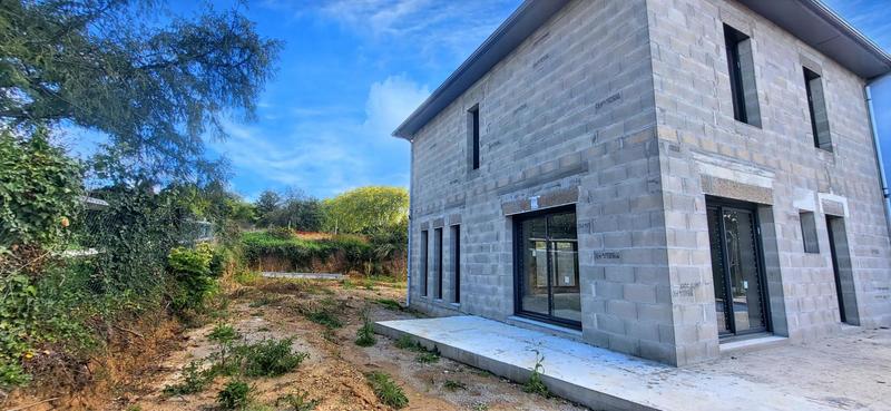 Villa - 130 m² - 5 pièces