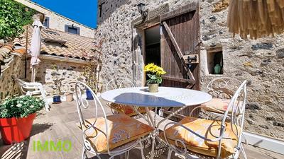 Maison de village - 141 m² - 5 pièces