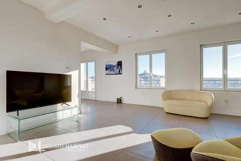 Appartement - 83 m² - 4 pièces