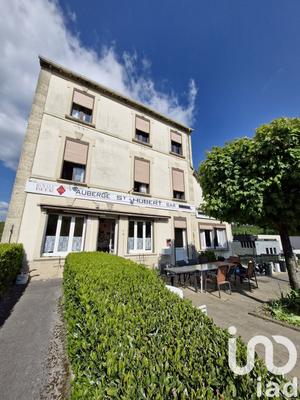 Maison - 205 m² - 12 pièces