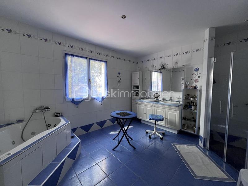 Maison d'architecte - 270 m² - 6 pièces