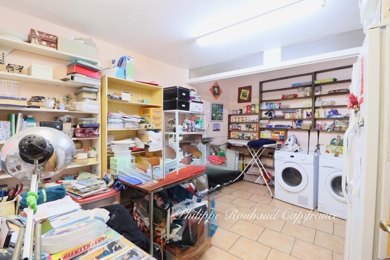 Maison - 420 m² - 17 pièces