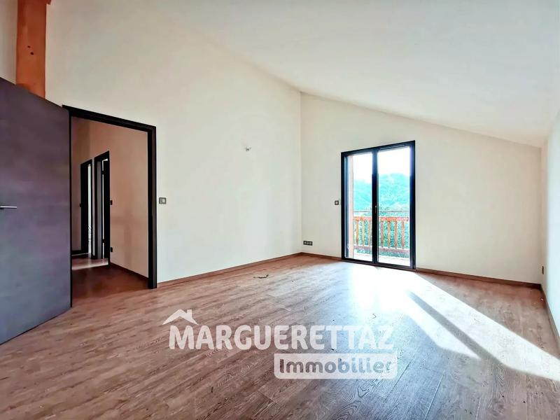 Maison - 155 m² - 7 pièces