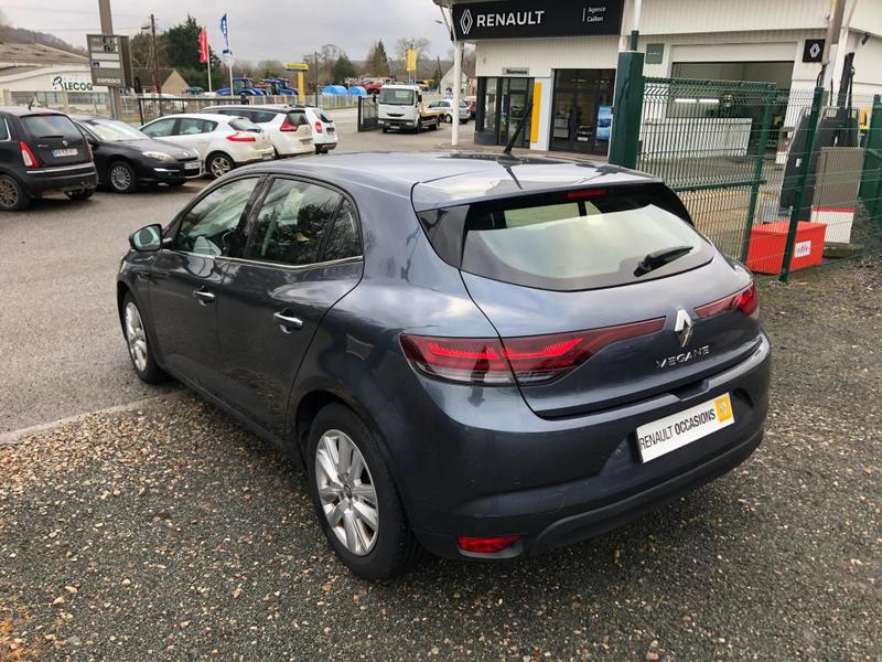 Renault Mégane IV Blue Dci 115 Business Edc